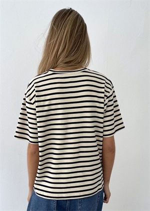 Mejse stripe tee Offwhite/Black Boii Studios 